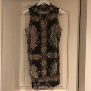 ✨Silky sleeveless top ✨